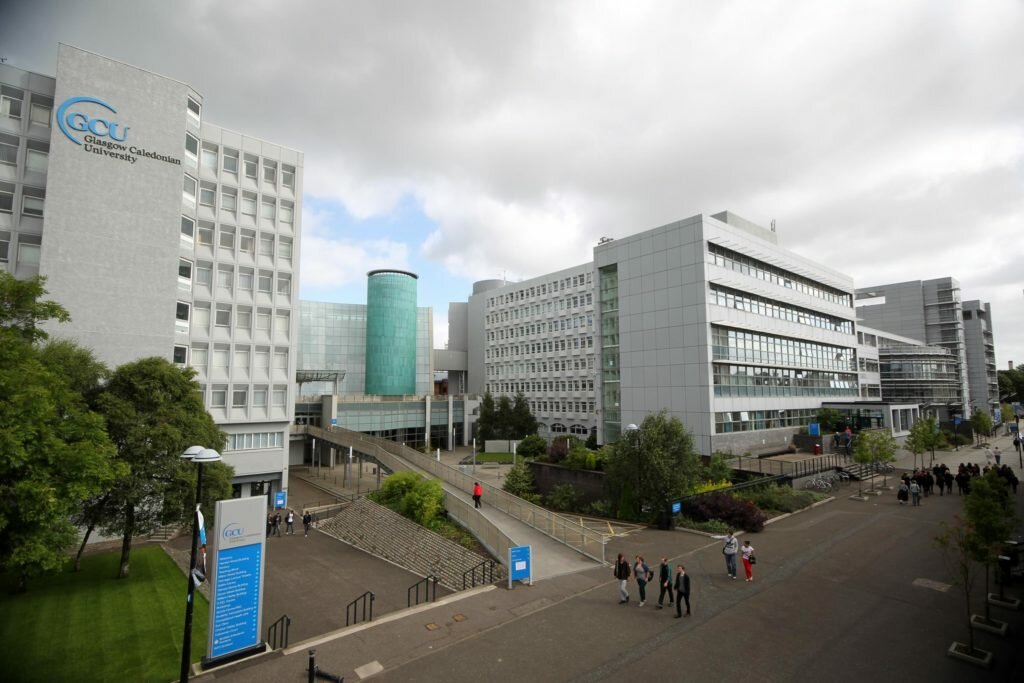 Высшее образование в Glasgow Caledonian University от Domar global group
